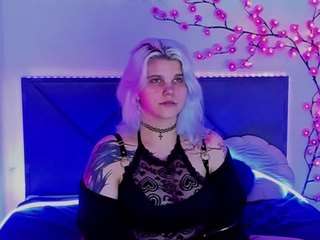 le modèle joannlowe est en webcam porno dans un show sur le site camsoda, il possède les tags suivants: anal,shaved pussy,lush,naked,natural,nature,nipple piercings,no smoking,normal,orgasm,sexy,spank,anal toys,spanking,strip,striptease,tattoos,teen-18,toys,voyeur
