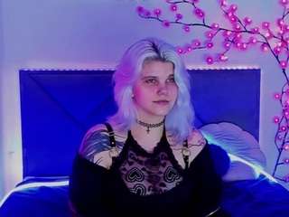 le modèle joannlowe est en webcam porno dans un show sur le site camsoda, il possède les tags suivants: anal,shaved pussy,lush,naked,natural,nature,nipple piercings,no smoking,normal,orgasm,sexy,spank,anal toys,spanking,strip,striptease,tattoos,teen-18,toys,voyeur