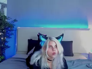 JoannLowe's Live Sex Cam Show