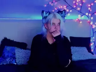 JoannLowe's Live Sex Cam Show