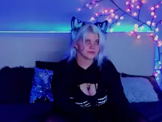 JoannLowe's Live Sex Cam Show