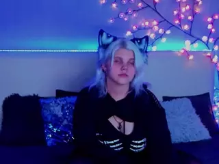 JoannLowe's Live Sex Cam Show