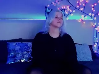 JoannLowe's Live Sex Cam Show