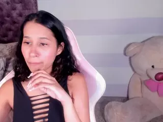 julieta-rodriguezz's Live Sex Cam Show