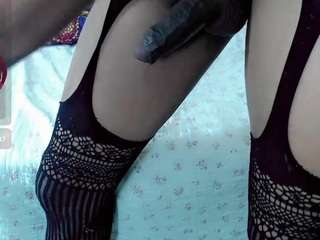 kristalkisslove21 webcam