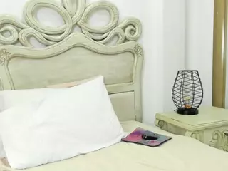samanthaferrer's Live Sex Cam Show