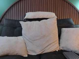 Live cam show with shannel-queen