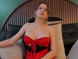 shannel-queen live webcam show