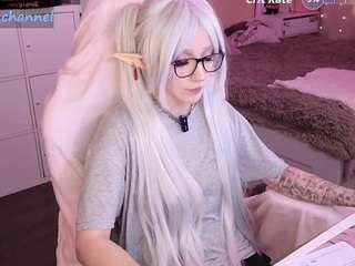 yourcutewaifu's CamSoda show and profile