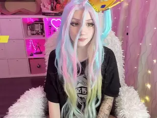 yourcutewaifu's Live Sex Cam Show