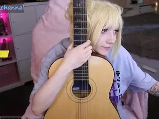 yourcutewaifu's Live Sex Cam Show