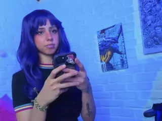 Arianaharakitty777's Live Sex Cam Show