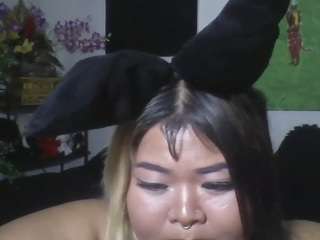 AsianmouthBarbie