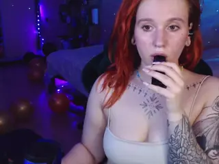 FullRedMoon's Live Sex Cam Show