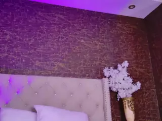 SeleneeEvanss's Live Sex Cam Show