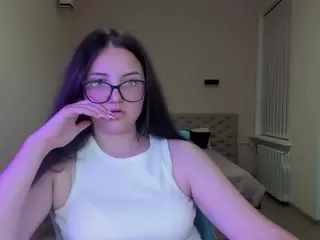 MiraSevan's Live Sex Cam Show