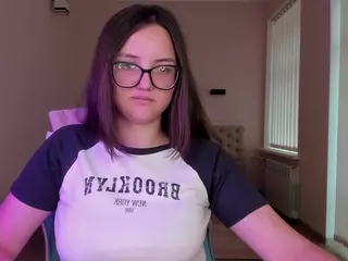 MiraSevan's Live Sex Cam Show