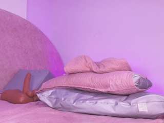 le modèle valery-ss est en webcam porno dans un show sur le site camsoda, il possède les tags suivants: anal,ass,young adult,toys,teen-18,tease,tattoos,strip,shaved pussy,orgasm,no smoking,no drinking,naked,lush,lovense,lingerie,handjob,flashing,fingers,dildo