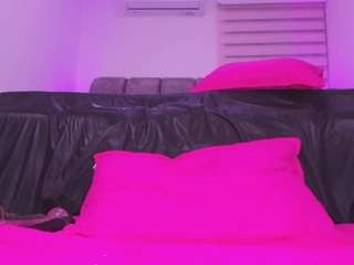 valery-ss live webcam show