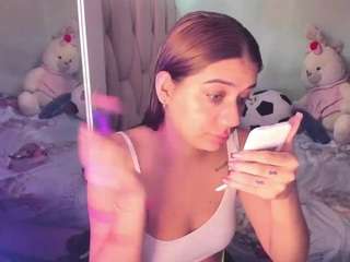 kittyklum Brown eyes live webcam