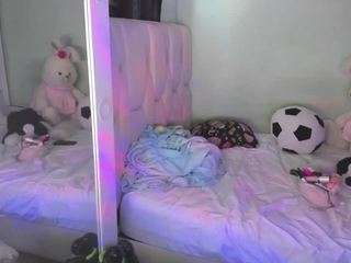 kittyklum live cam profile