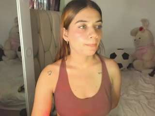 kittyklum's CamSoda show and profile