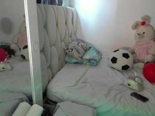 KittyKlum live webcam show