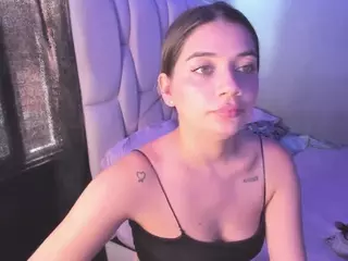 KittyKlum's Live Sex Cam Show