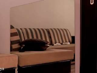 lusty-freya webcam model