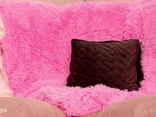 Lusty-Freya