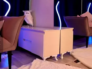 Lusty-Freya's Live Sex Cam Show