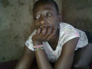 sweet-rihan, female webcam model,  years old, on live webcam