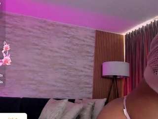 anniiee-smith webcam