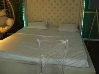 MilaMoonn's Live Sex Cam Show