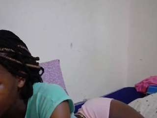 afri-queen's CamSoda show and profile