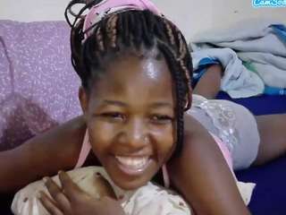 afri-queen's CamSoda show and profile