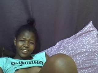 AFRI-QUEEN live cam
