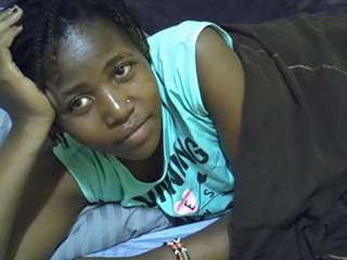 AFRI-QUEEN live webcam show