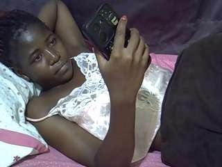 AFRI-QUEEN live cam preview