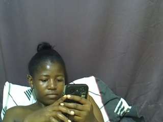 AFRI-QUEEN live cam preview