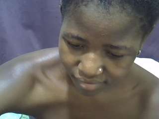AFRI-QUEEN