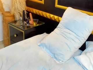 aixa-15 Webcam Model Profile