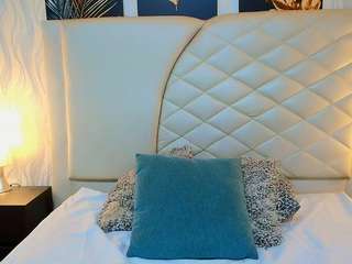 amberr-greyy's CamSoda show and profile