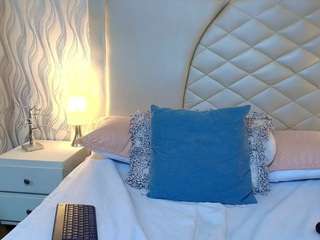 Amberr-Greyy live cam preview