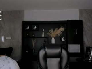 DolcieElliot