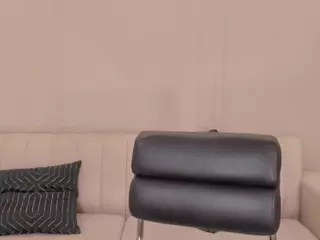 Mya Ravachi's Live Sex Cam Show