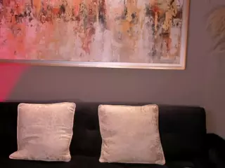 Mya Ravachi's Live Sex Cam Show
