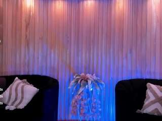 zaraapearce live webcam show