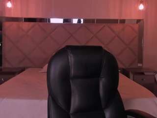 Zaraapearce's live stream