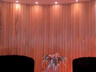 ZaraaPearce live cam preview